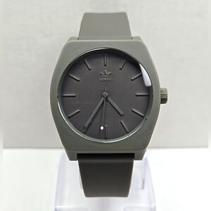 Adidas Nixon Process_SP1 Gray Watch Z103206-00 New Battery Rare Unisex Model